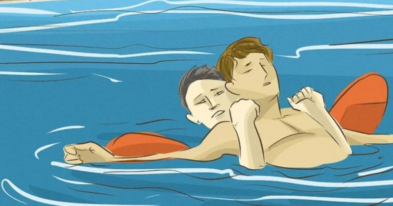 Bé trai học bơi suýt đuối nước khi bất ngờ nhảy xuống hồ